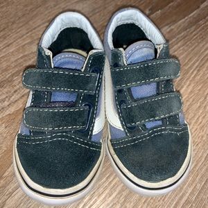 Toddler suede Velcro Vans shoes size 5